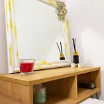 아파트 Bright And Modern 1bdr In By Flat Manаger