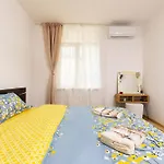 Bright And Modern 1bdr In By Flat Manаger 아파트