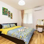 Bright And Modern 1bdr In By Flat Manаger 플로브디프