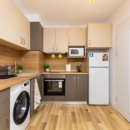 Bright And Modern 1bdr In By Flat Manаger Apartment *