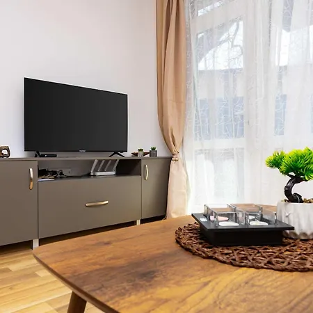 Apartment Bright And Modern 1bdr In By Flat Manаger